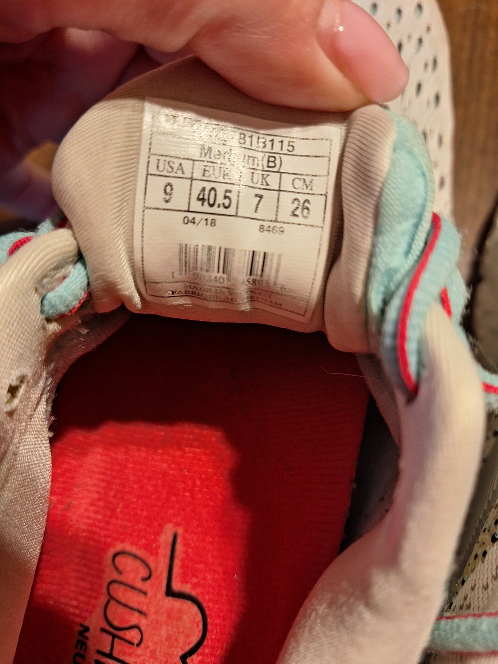 Womens Brooks Glycerin Running Shoes. Sz 9. Lots Of Love Left In These. - Picture 8 of 8